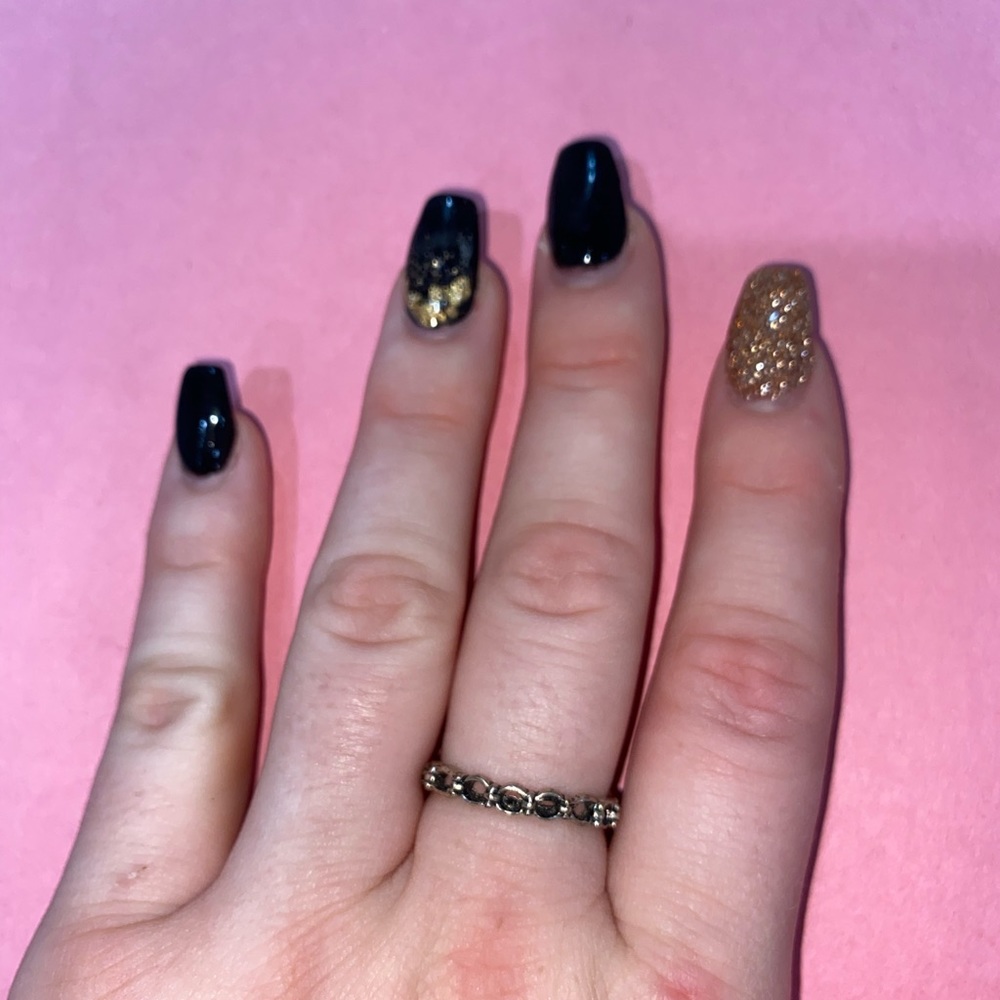 RINGS RINGS RINGS - Picture 5 of 15